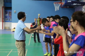 龙华区第一届教职工羽毛球赛圆满结束